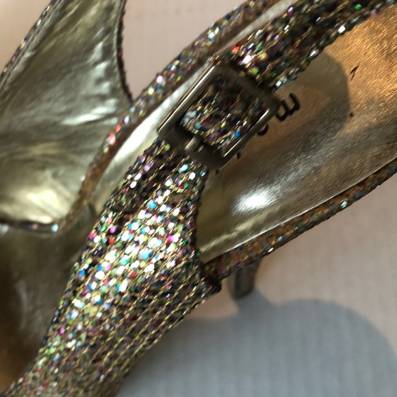 Madden Girl Shoes Heels Sparkly Gold Multi Colored SZ 8 - Picture 4 of 8